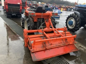 Трактор Kubota 21 к.с. 4х4, снимка 11