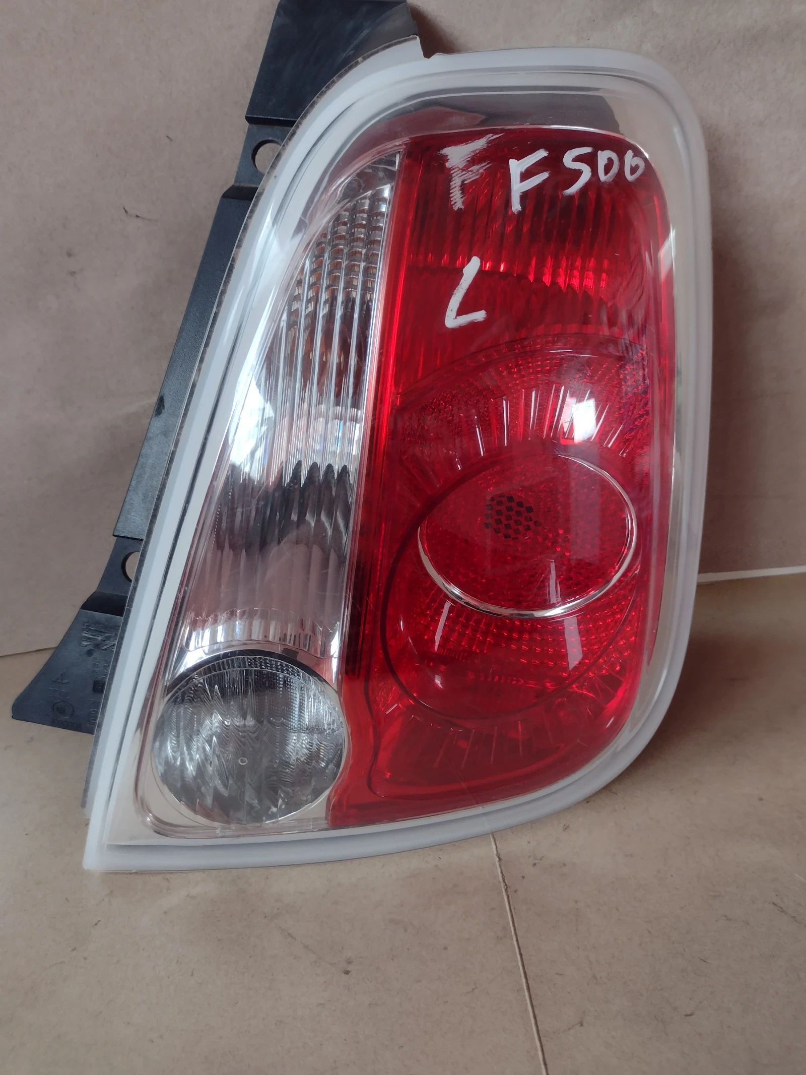 24073201    FIAT 500    1090098 | Mobile.bg   4