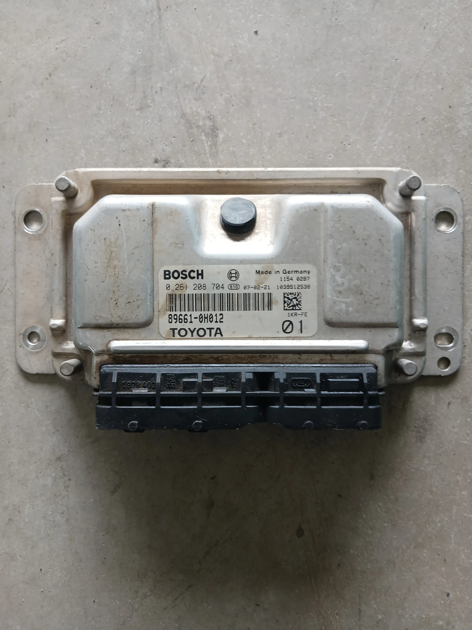 89661-0H012 компютър Toyota Aygo 0261208704