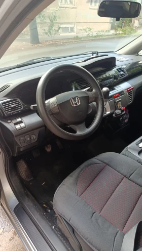 Honda Fr-v, снимка 9