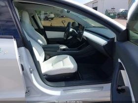 Tesla Model 3 U U UX All Wheel Drive - 37500 лв. - 12183510 12