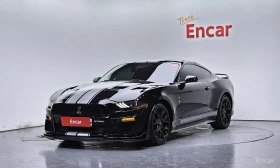 ������ Ford Mustang