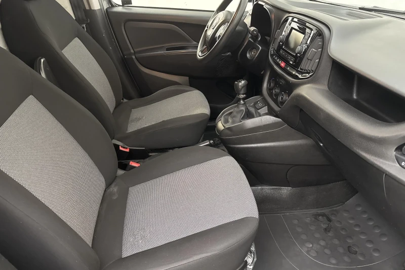 Fiat Doblo 1.4 Бензин + Метан, 99 050км. !!!!!, снимка 5 - Автомобили и джипове - 50309009