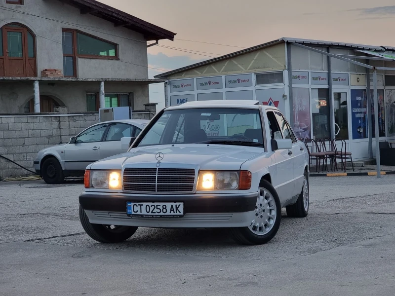 Mercedes-Benz 190 2.0 122 к.с., снимка 2 - Автомобили и джипове - 47279932