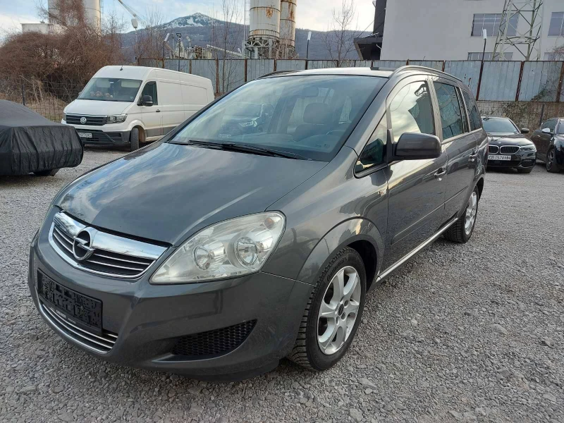 Opel Zafira, снимка 1 - Автомобили и джипове - 47519353