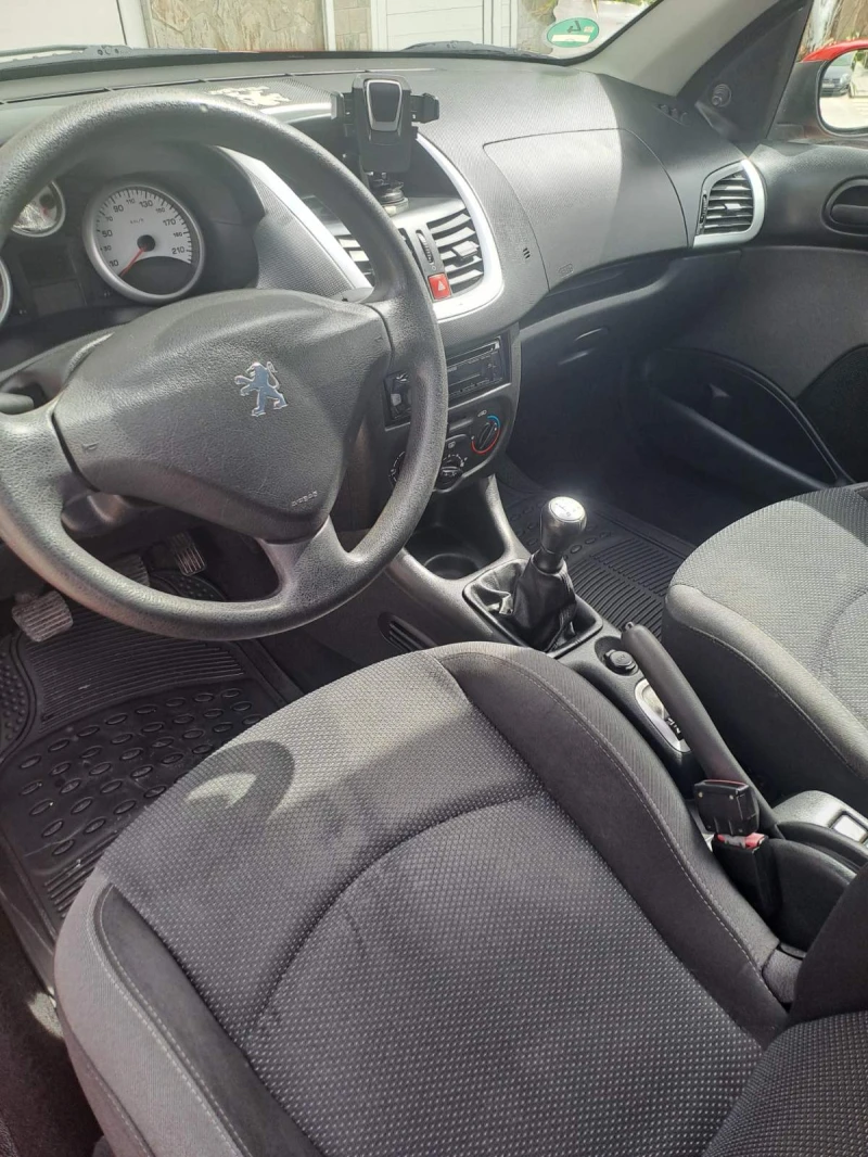 Peugeot 206, снимка 11 - Автомобили и джипове - 47584313