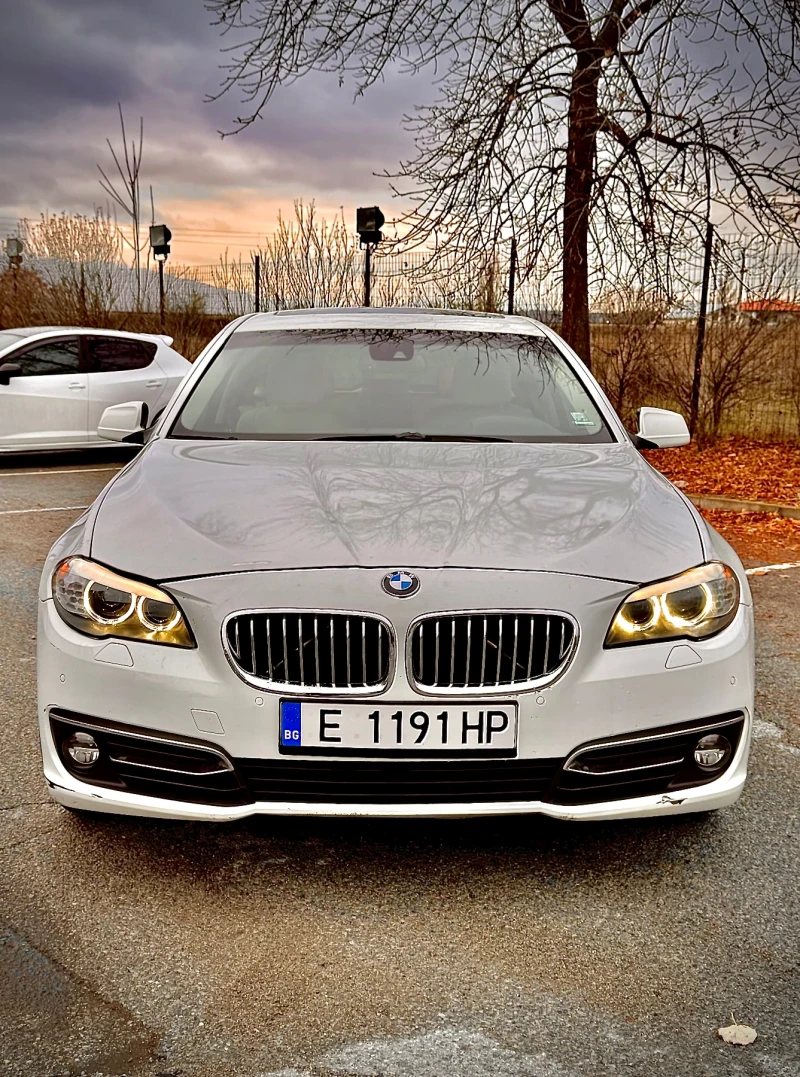 BMW 530 F11, LUXURY, Panorama, Keyless, LED, снимка 1 - Автомобили и джипове - 47995367