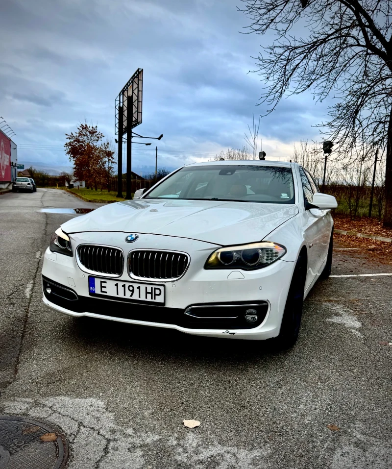 BMW 530 F11, LUXURY, Panorama, Keyless, LED, снимка 2 - Автомобили и джипове - 47995367