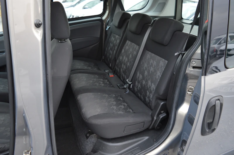 Opel Combo 1.6TDCI-KLIMA, снимка 10 - Автомобили и джипове - 48237952