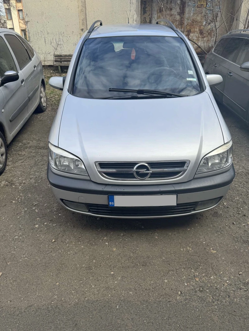 Opel Zafira, снимка 1 - Автомобили и джипове - 48899072