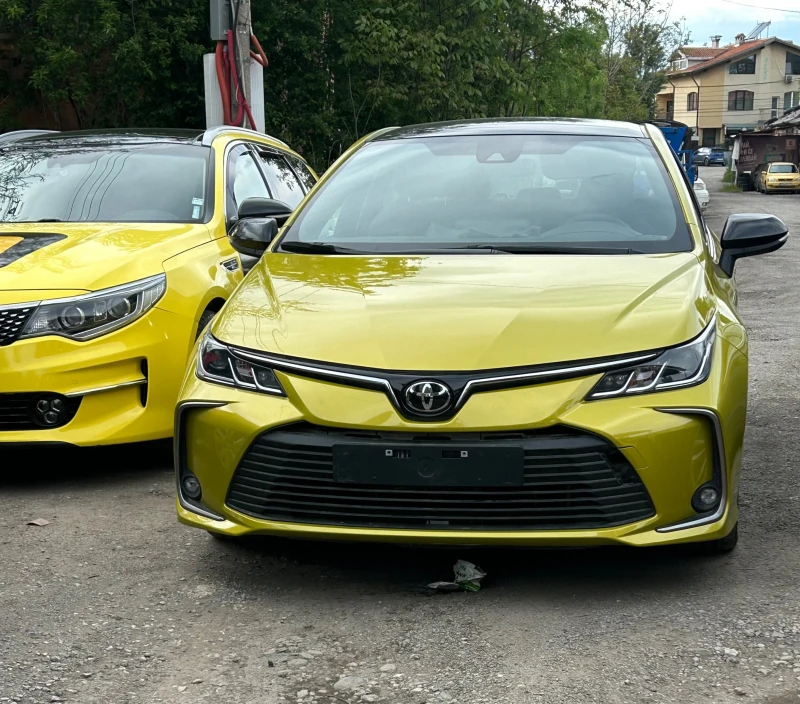 Toyota Corolla 1.5бензин, снимка 3 - Автомобили и джипове - 50260892