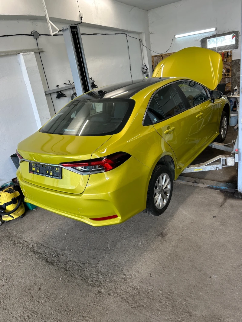 Toyota Corolla 1.5бензин, снимка 8 - Автомобили и джипове - 50260892