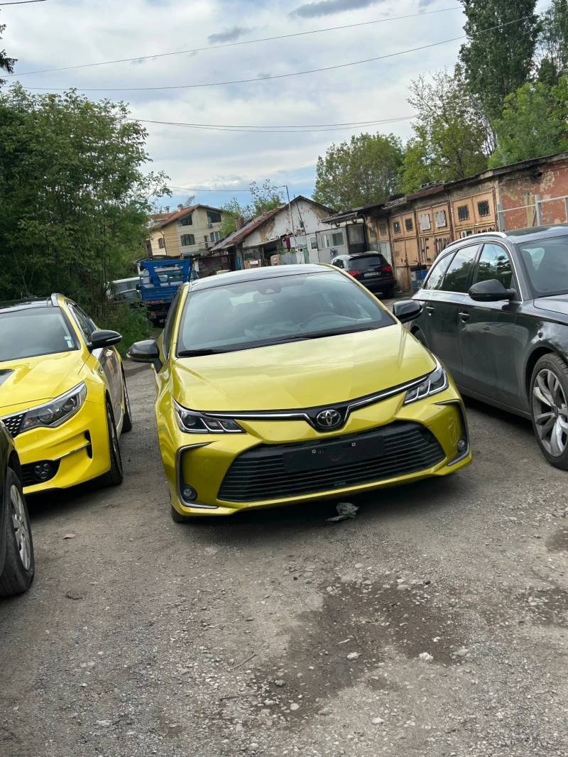 Toyota Corolla 1.5бензин, снимка 5 - Автомобили и джипове - 50260892