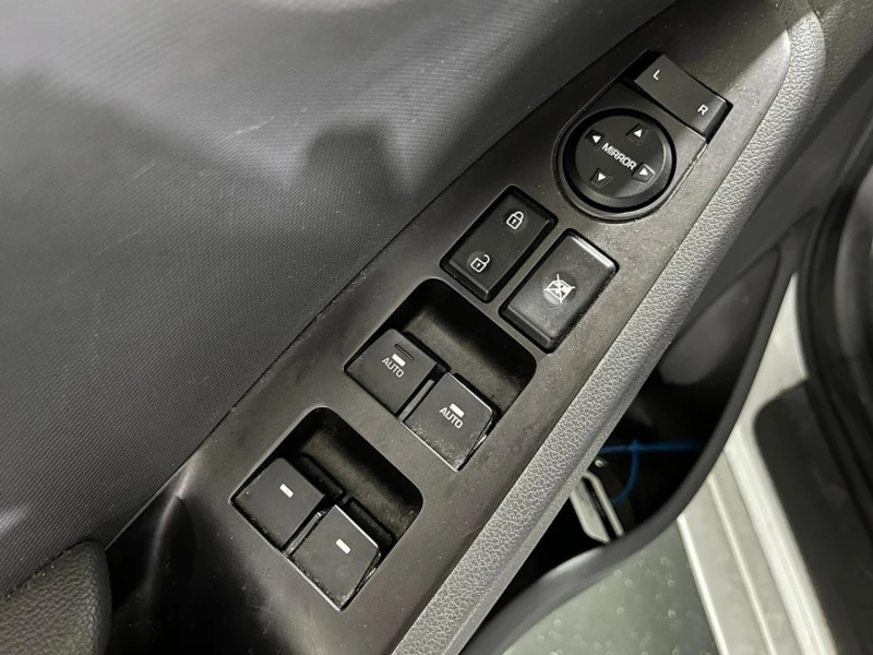 Hyundai Ioniq, снимка 8 - Автомобили и джипове - 52648072