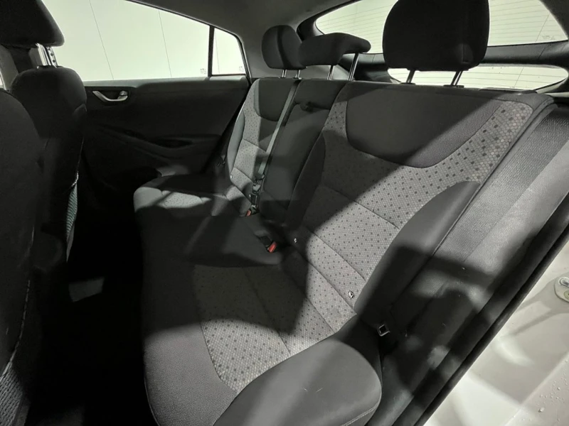 Hyundai Ioniq, снимка 7 - Автомобили и джипове - 52648072