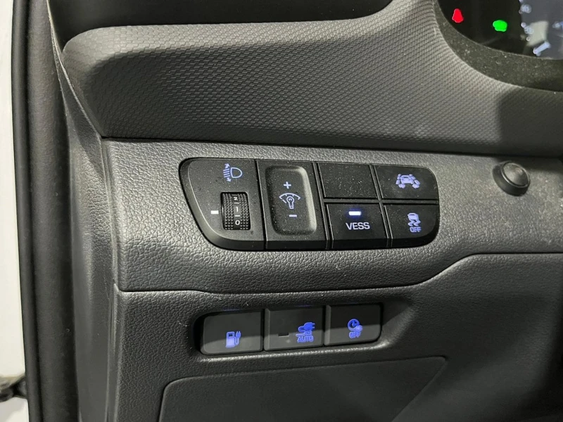 Hyundai Ioniq, снимка 10 - Автомобили и джипове - 52648072