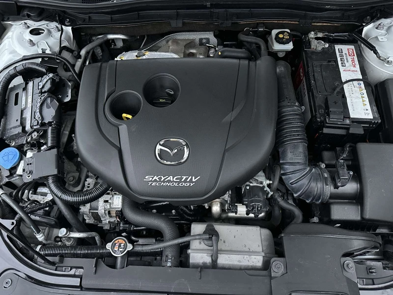 Mazda 3 2.2d Skyactiv BOSE, снимка 17 - Автомобили и джипове - 53295874