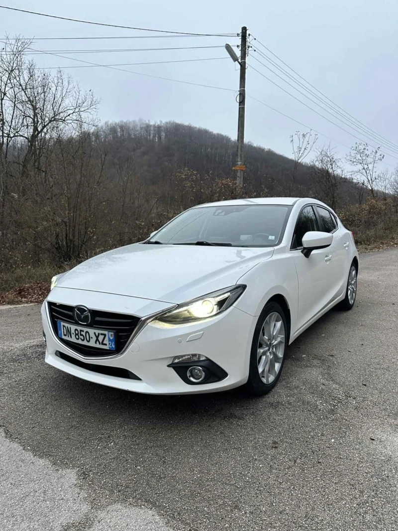 Mazda 3 2.2d Skyactiv , снимка 3 - Автомобили и джипове - 53295874