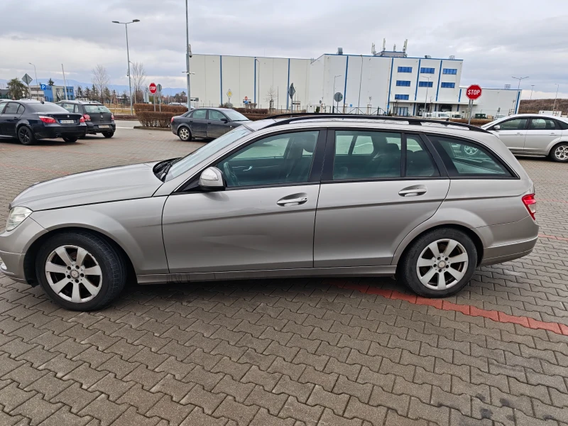 Mercedes-Benz C 220, снимка 6 - Автомобили и джипове - 53396356