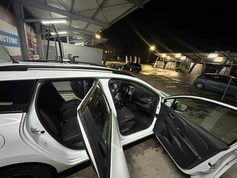 Renault Clio IV Grandtour, снимка 12 - Автомобили и джипове - 53454425
