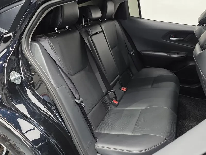 Toyota Prius 2.0 XLE, снимка 11 - Автомобили и джипове - 54961704