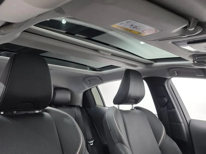 Toyota Prius 2.0 XLE, снимка 13 - Автомобили и джипове - 54961704