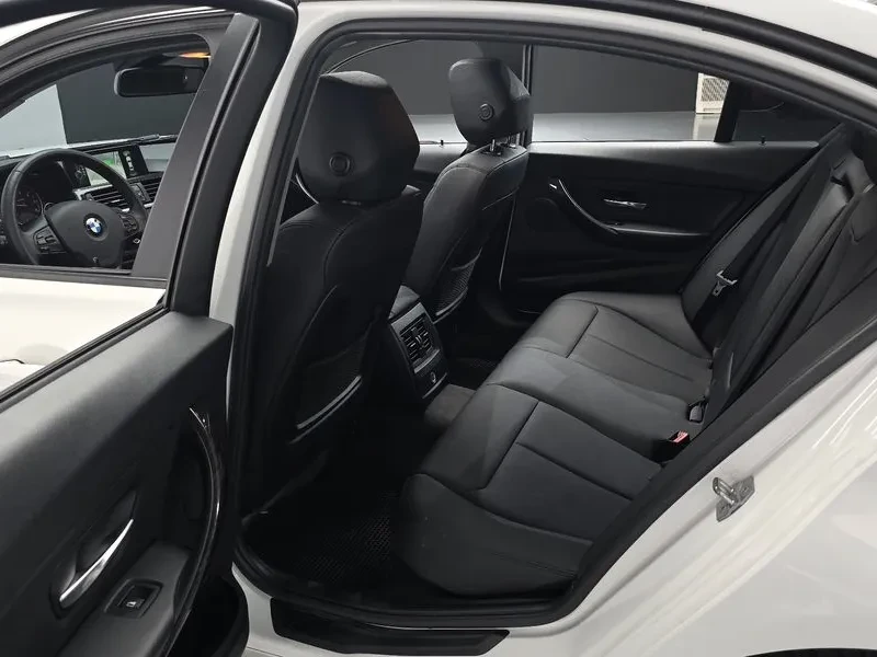 BMW 320 xDrive | Mobile.bg � ����������� 12