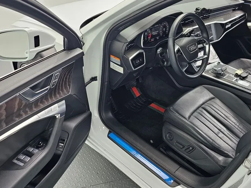 Audi A6 2.0 TFSI, снимка 10 - Автомобили и джипове - 55084786