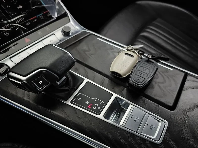 Audi A6 2.0 TFSI, снимка 9 - Автомобили и джипове - 55084786