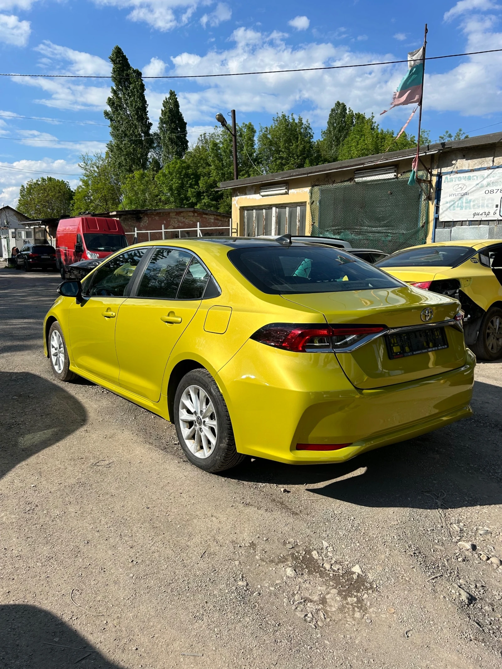 Toyota Corolla 1.5бензин - изображение 6