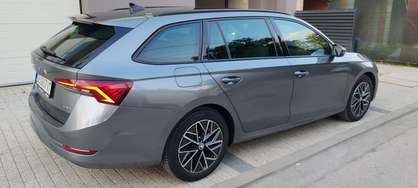 Skoda Octavia 1.5 TSI е-tec 7 DSG - изображение 2