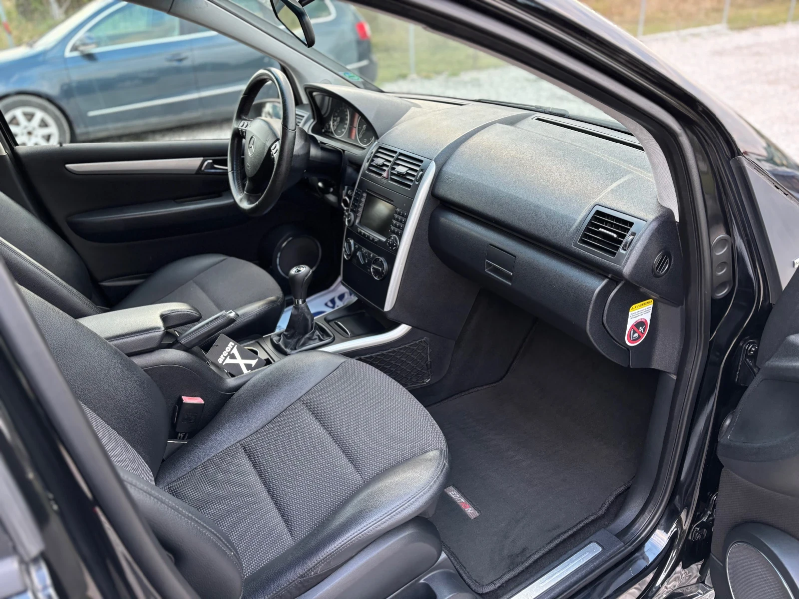 Mercedes-Benz 150 1.5Бенизин/Италия/ EDITION/Панорама/Навигация/Фейс - изображение 9
