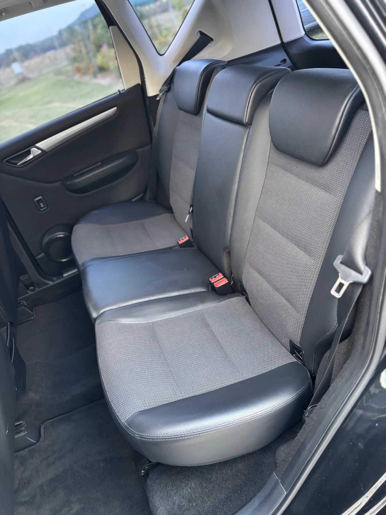 Mercedes-Benz 150 1.5Бензин/Италия/ EDITION/Панорама/Навигация/Фейс | Mobile.bg — изображение 12