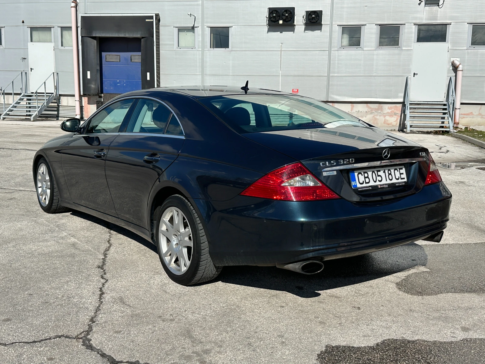 Mercedes-Benz CLS 320 Нави/Кожа - изображение 3