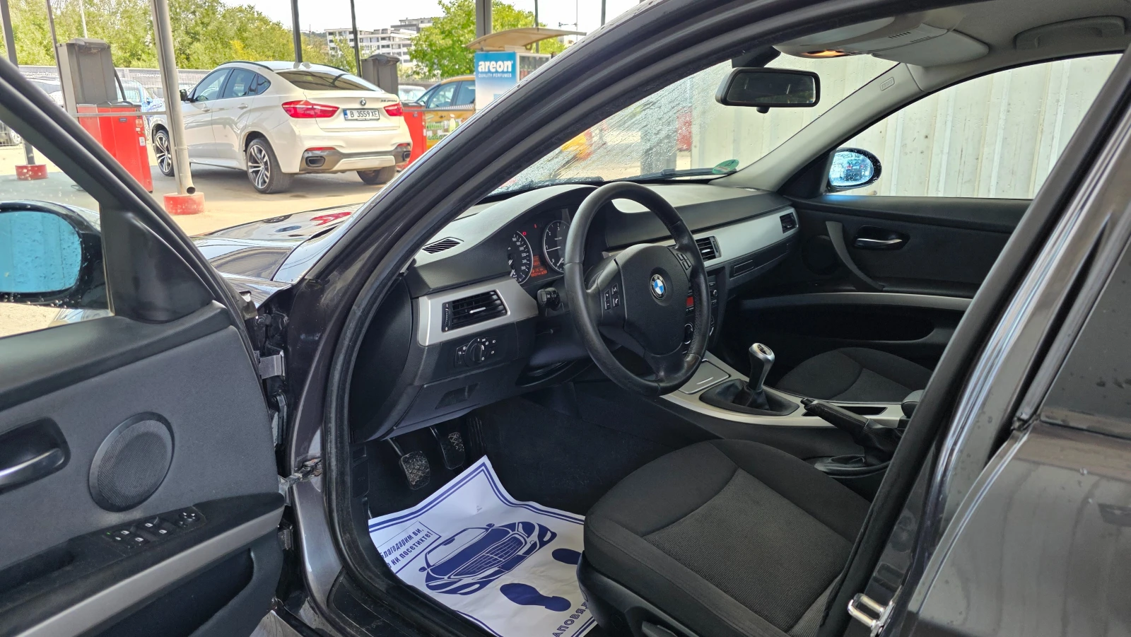 BMW 320 2.0d/122hp/УНИКАТ, снимка 6 - Автомобили и джипове - 53880459