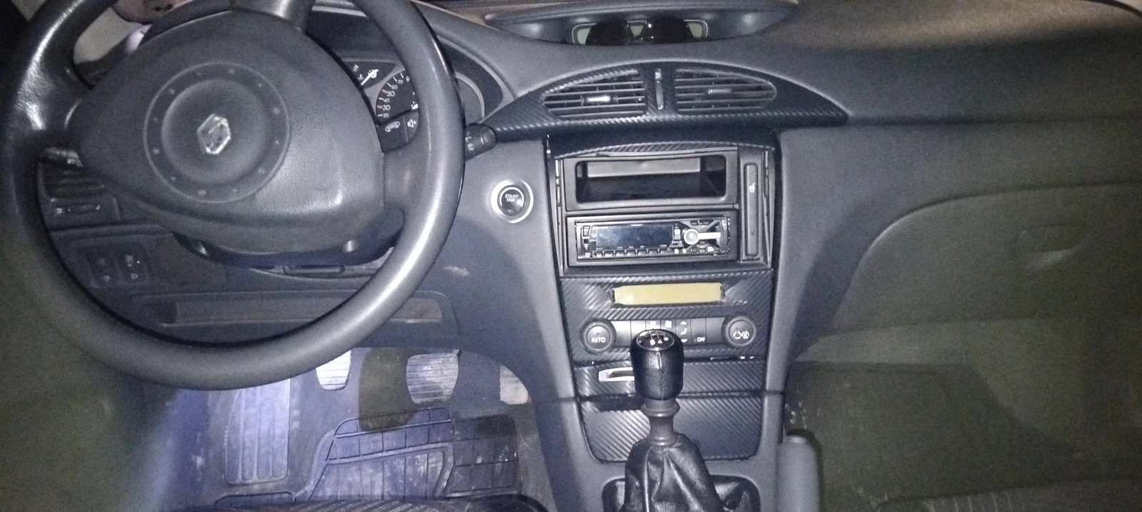 Renault Laguna, снимка 7 - Автомобили и джипове - 53917740