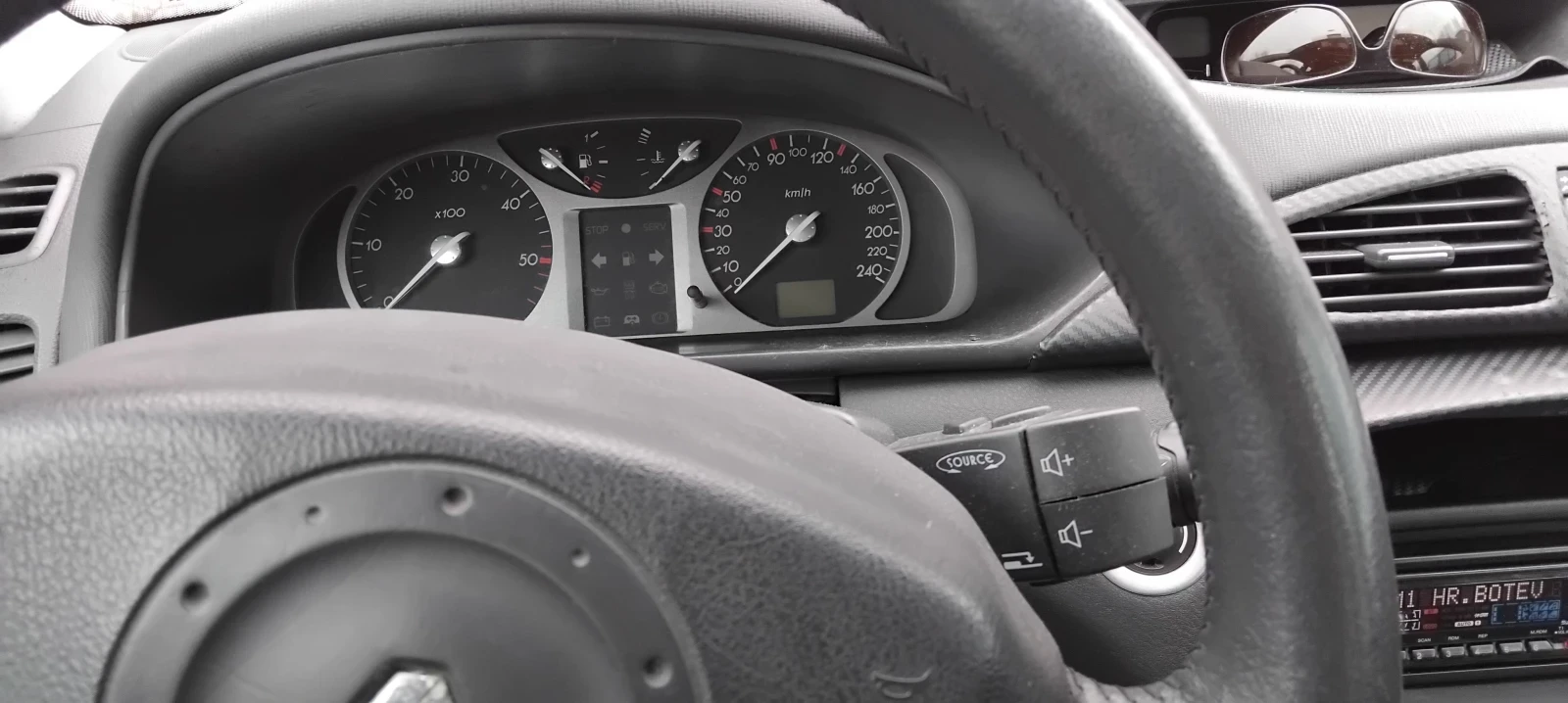 Renault Laguna, снимка 4 - Автомобили и джипове - 53917740