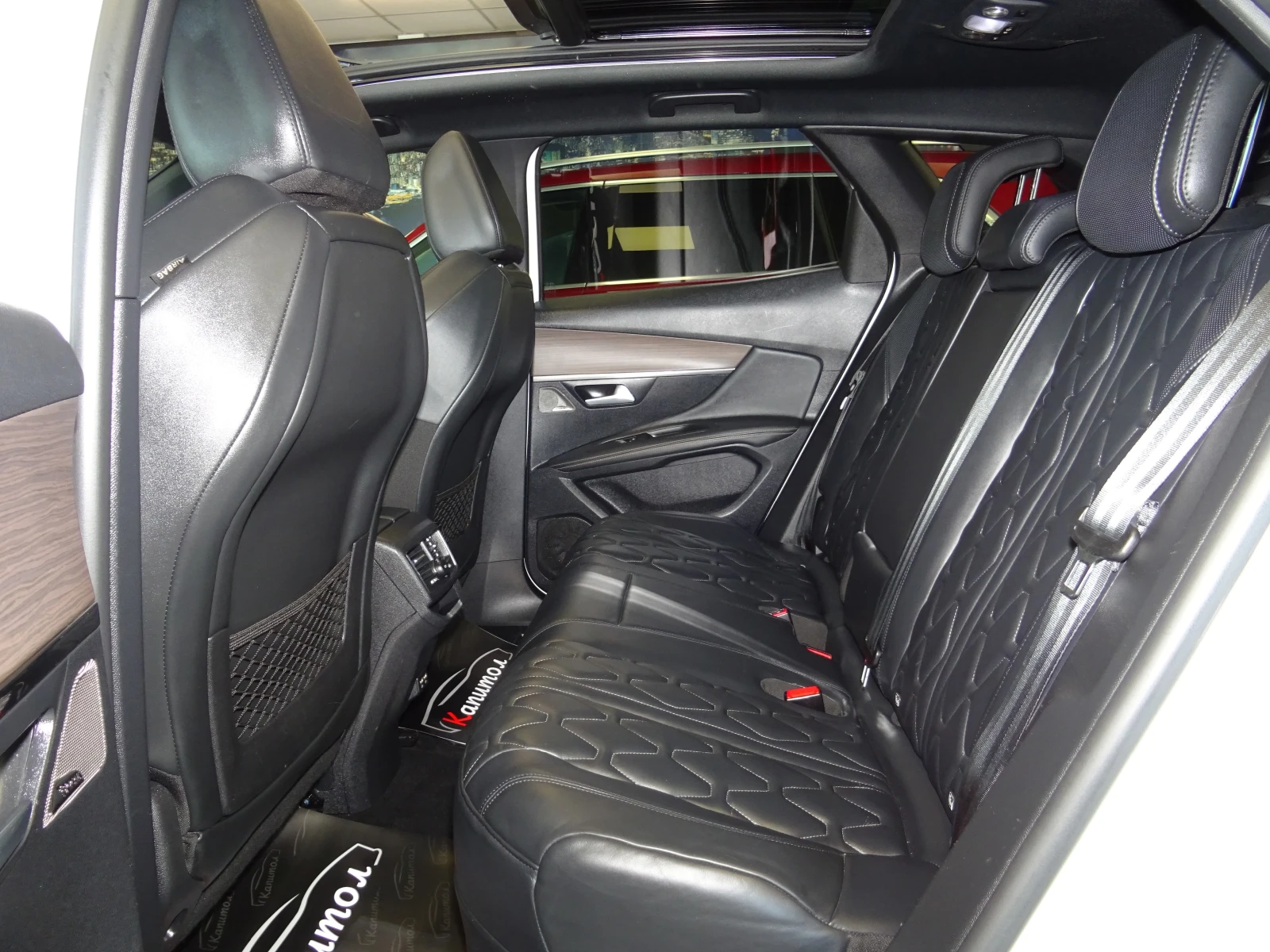 Peugeot 3008 GT 300 HYBRID4 4WD, снимка 12 - Автомобили и джипове - 54284529