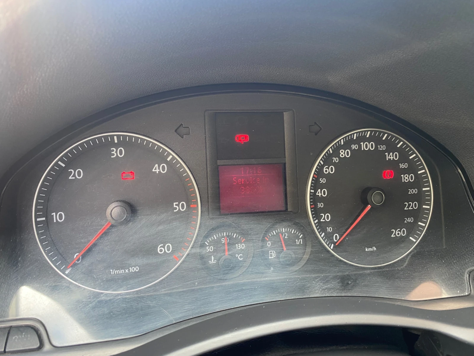 VW Golf, снимка 9 - Автомобили и джипове - 54445641
