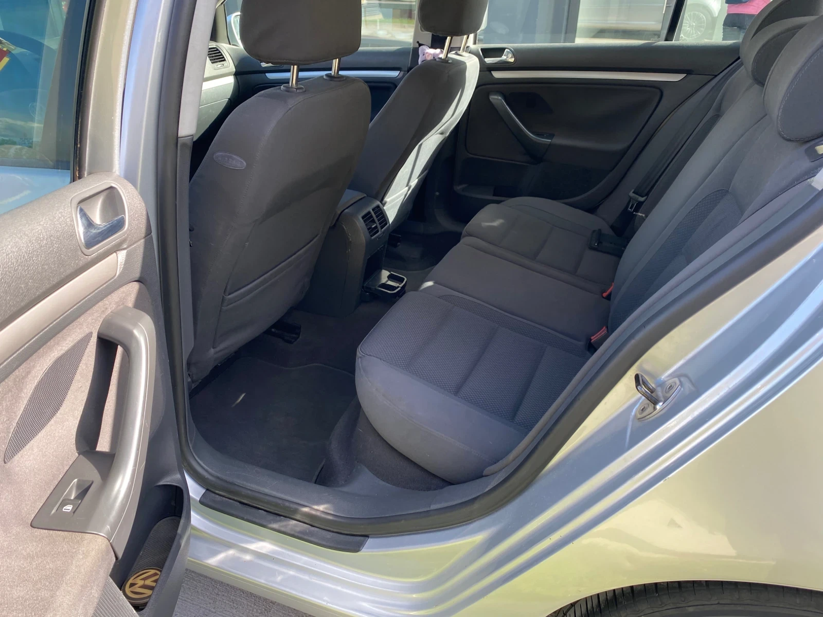 VW Golf, снимка 8 - Автомобили и джипове - 54445641