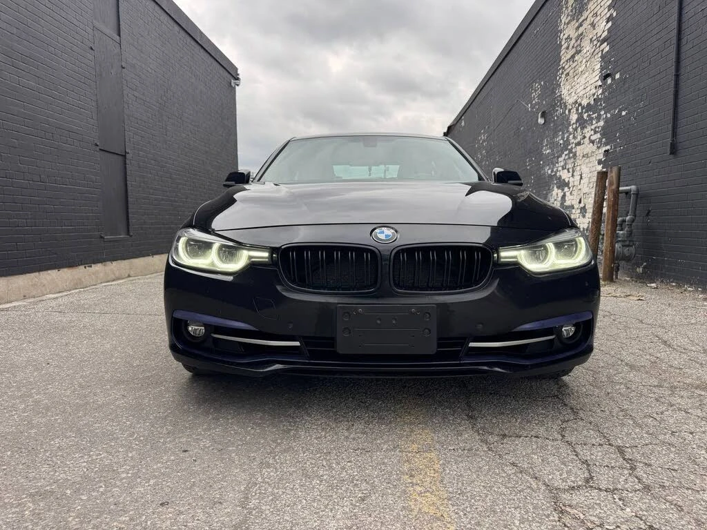 BMW 330 330i xDrive Sedan AWD* Авто Финансиране* , снимка 5 - Автомобили и джипове - 54670207
