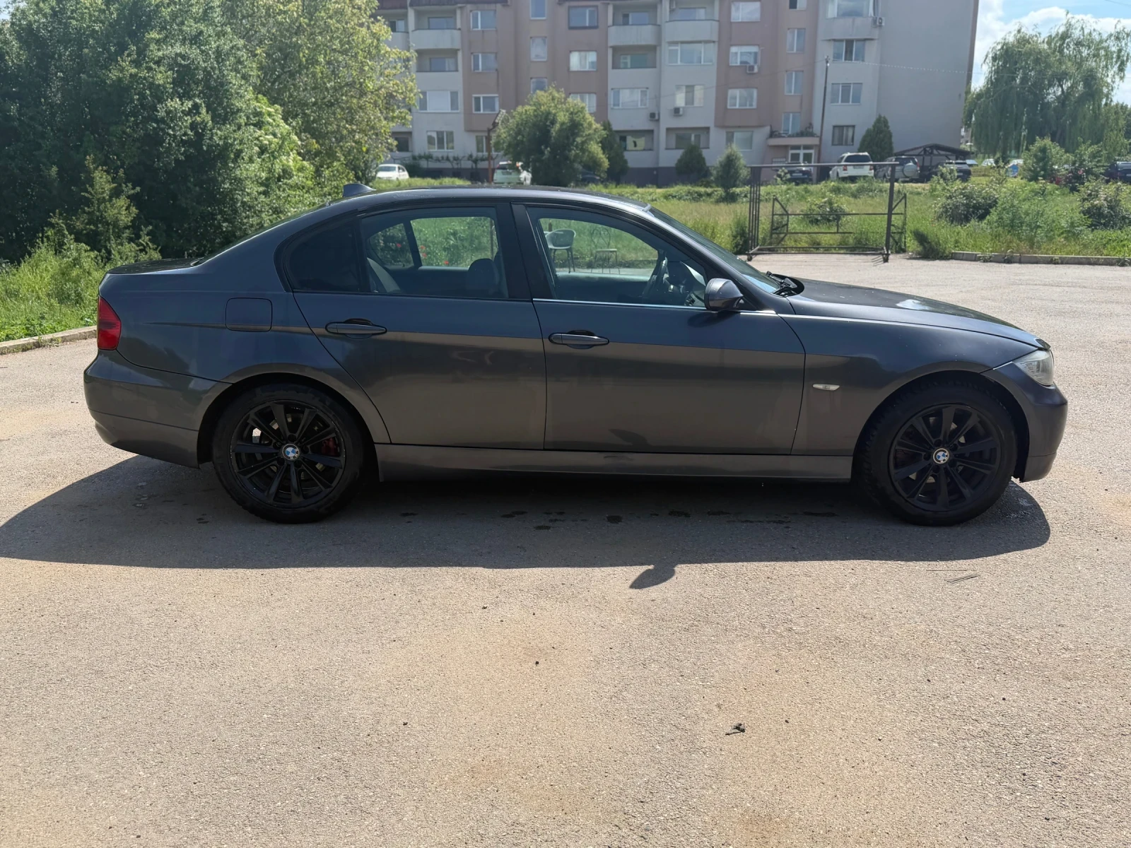BMW 320, снимка 4 - Автомобили и джипове - 54765674