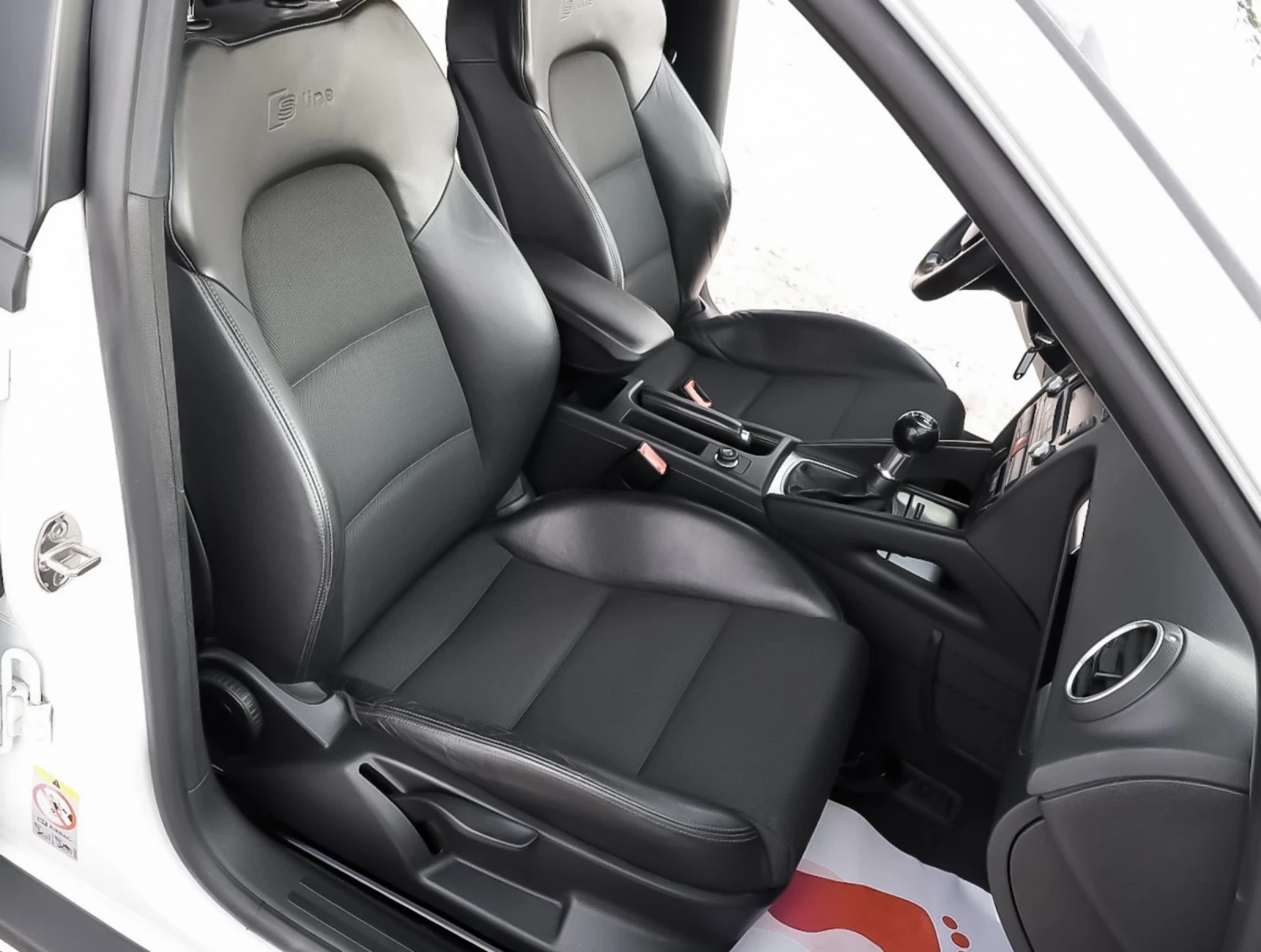 Audi A3 1.9tdi S-LINE , снимка 10 - Автомобили и джипове - 55018211