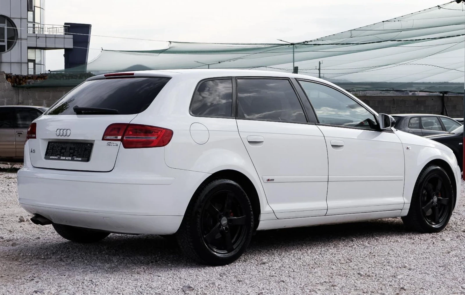 Audi A3 1.9tdi S-LINE , снимка 6 - Автомобили и джипове - 55018211