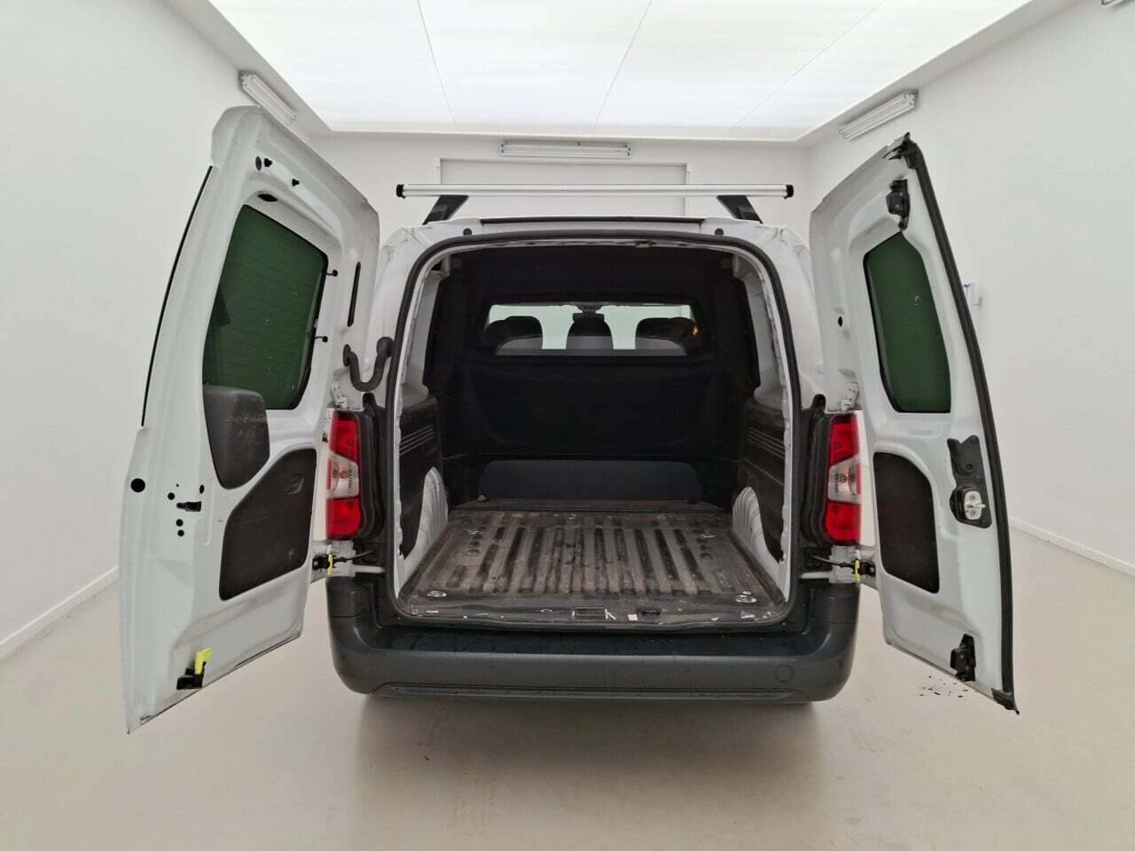Opel Combo Life 1.5 Turbo D CrewCab | Mobile.bg � ����������� 6