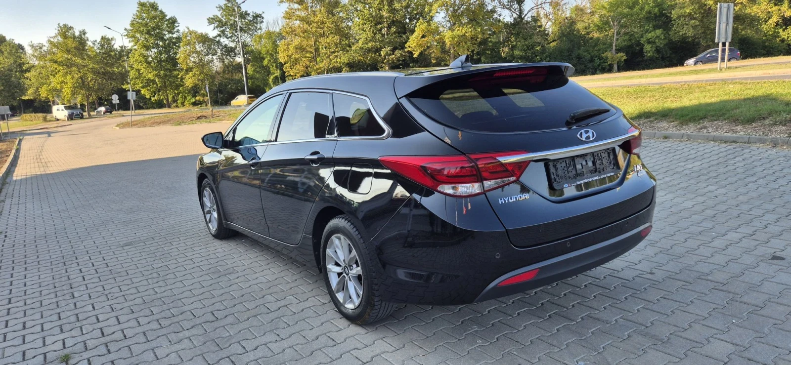 Hyundai I40, снимка 10 - Автомобили и джипове - 55636460