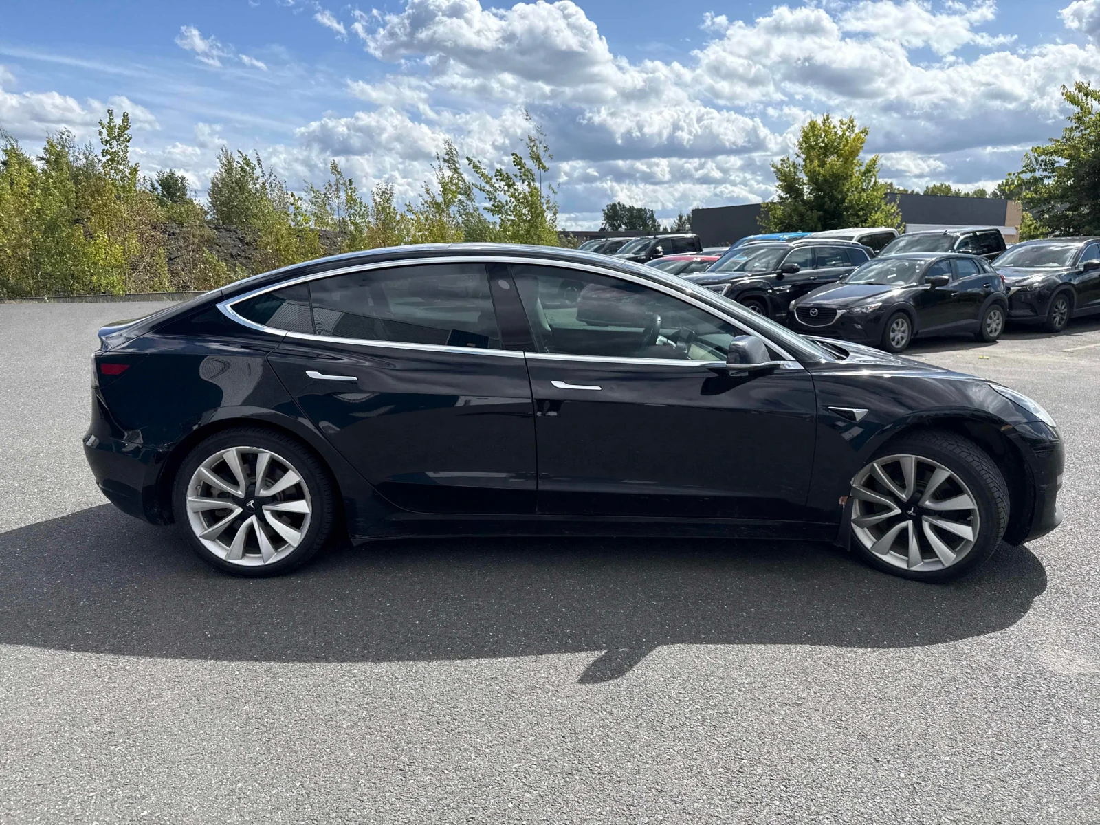 Tesla Model 3 * Standard Range Plus * АВТОКРЕДИТ * , снимка 4 - Автомобили и джипове - 56099606