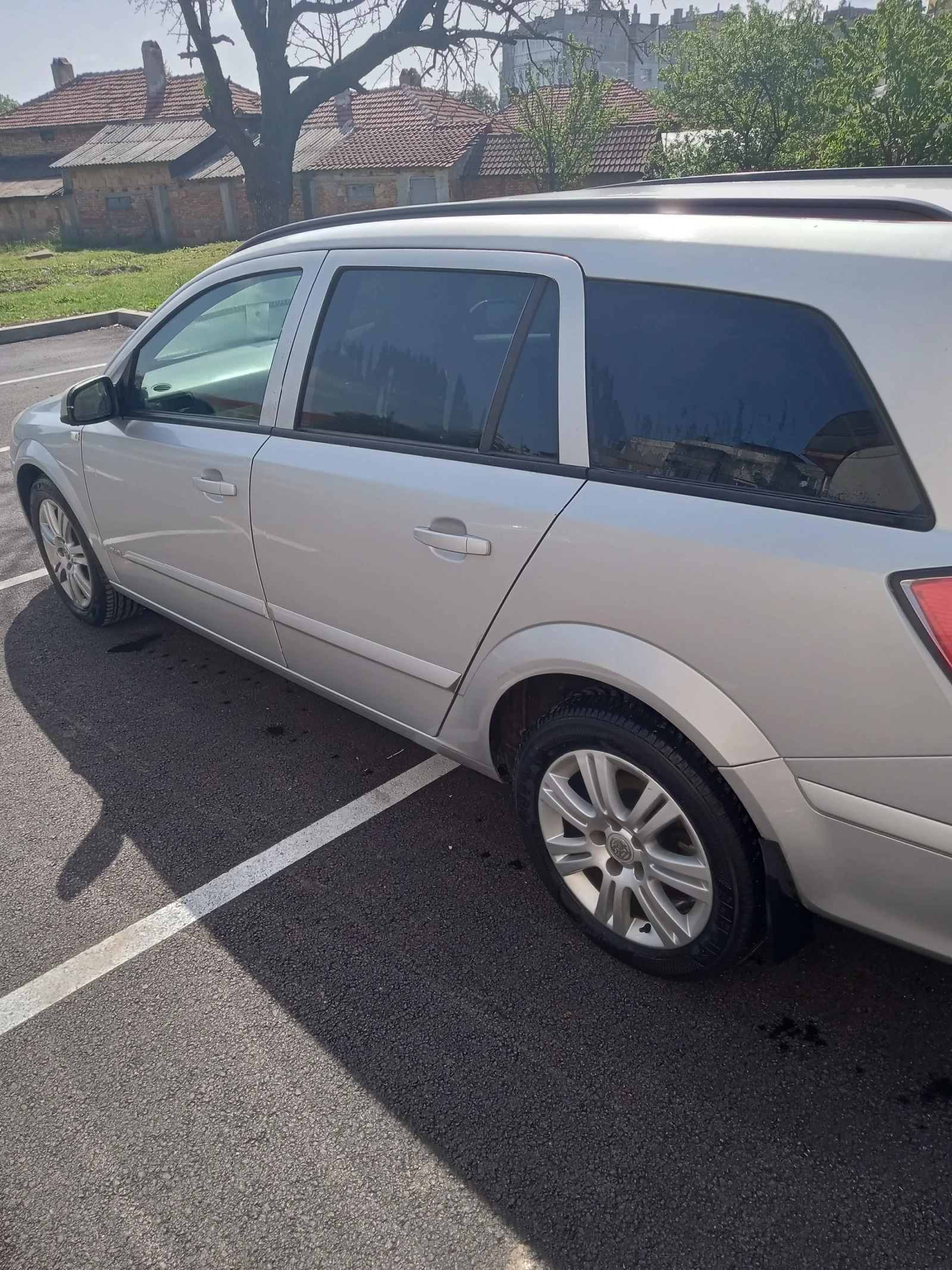 Opel Astra, снимка 3 - Автомобили и джипове - 56362619