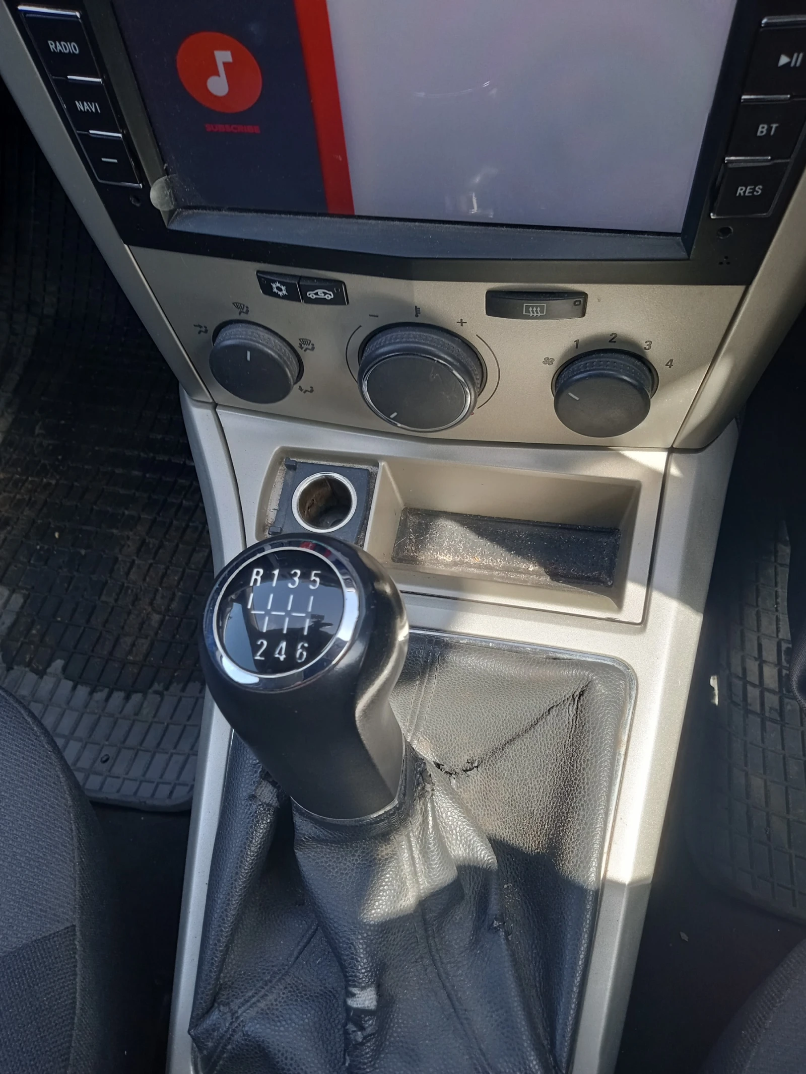 Opel Astra, снимка 6 - Автомобили и джипове - 56362619