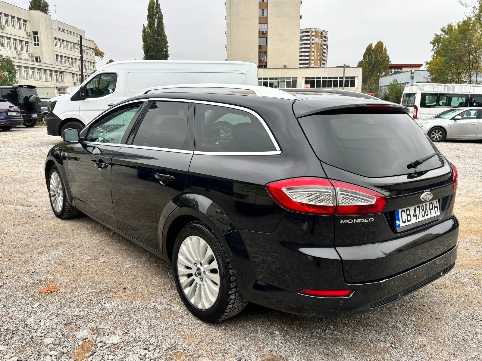 Ford Mondeo Titanium 2.0 TDCI, снимка 4 - Автомобили и джипове - 56723867